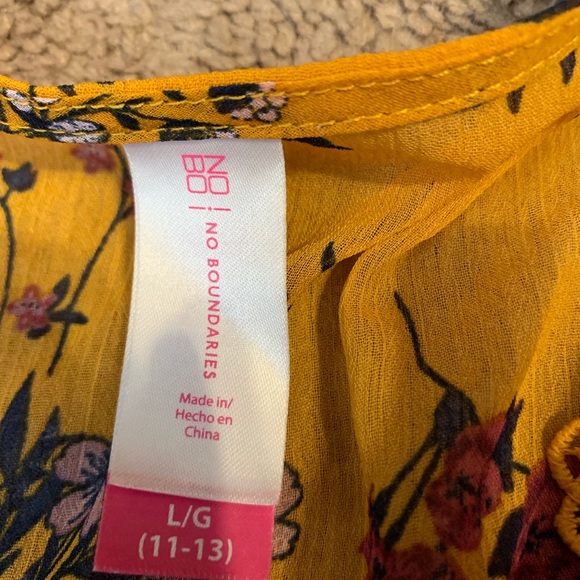 Vest - Picture 2 of 2